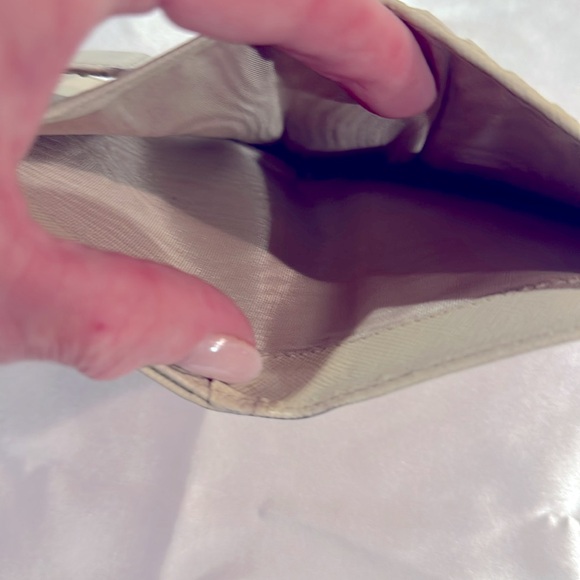 PRADA WALLET - Picture 6 of 6